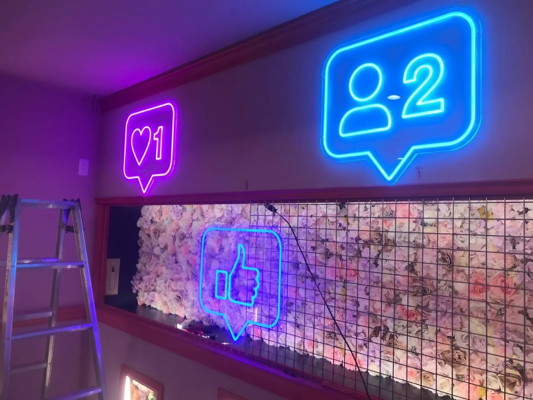 電飾看板施工画像